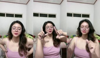 Kakak Manis Berkacamata Remas Susu Amatiran Mango